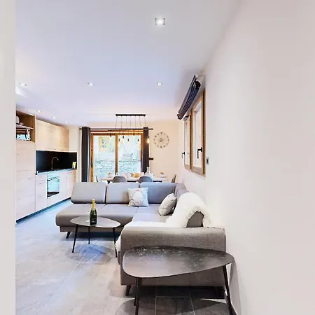 Setaz Apartment *
